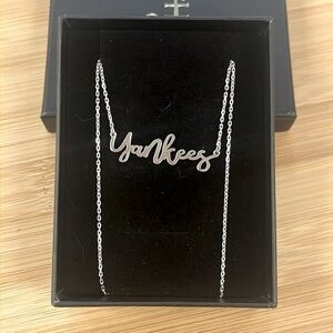 Brand New 925 Sterling Silver New York Yankees 18" Necklace Baseball Nameplate